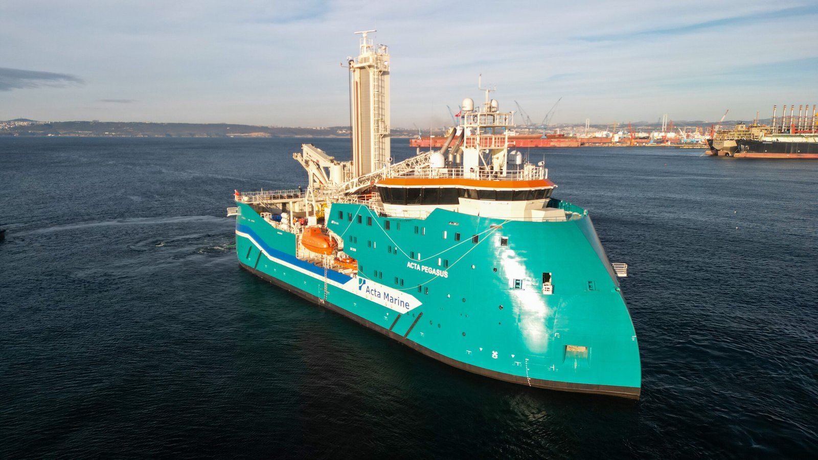 Ship Design for Efficient Maritime Operations